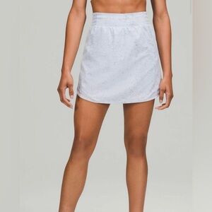 Lululemon Athletica Hotta Hot High Rise Skirt Size 8